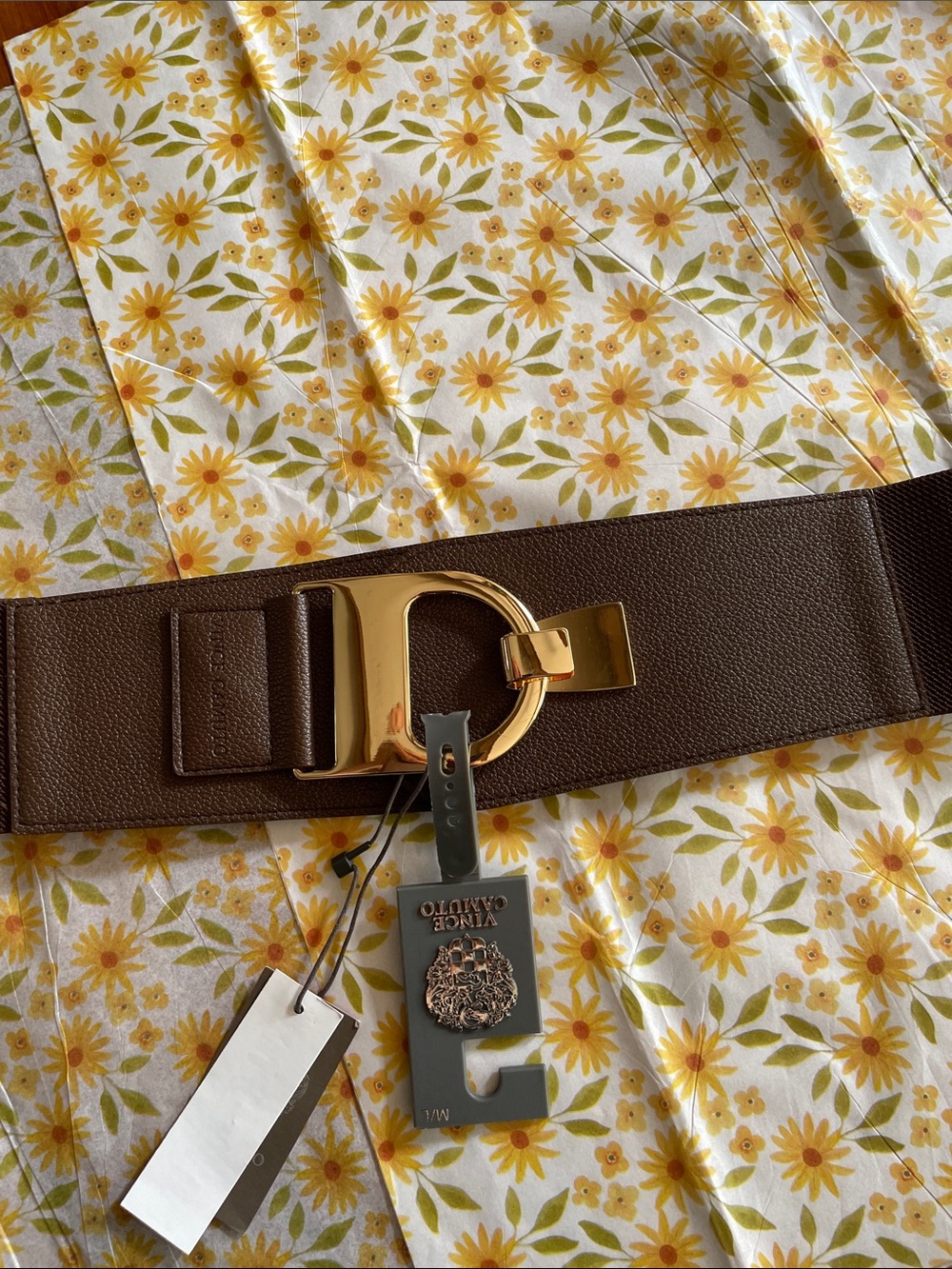 Vince Camuto Wide Brown STRETCH Belt with Gold Buckle - Picture 9 of 14